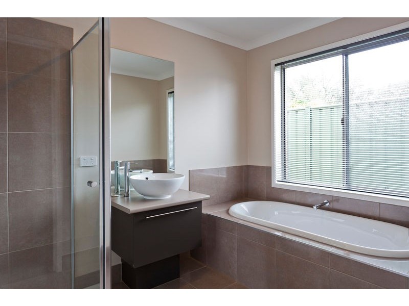 7 Roche Court, White Hills VIC 3550