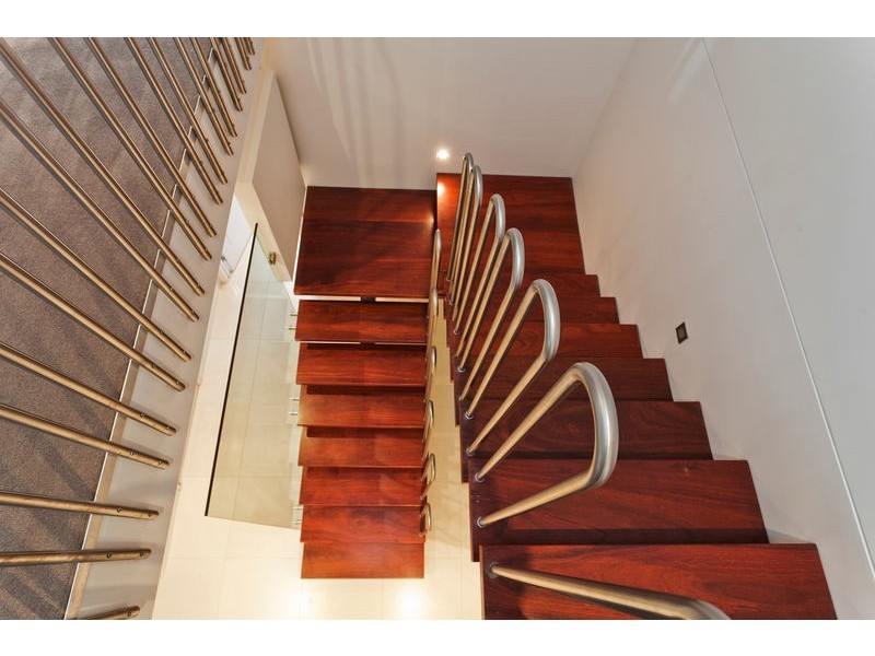 2 The Crest, Kennington VIC 3550