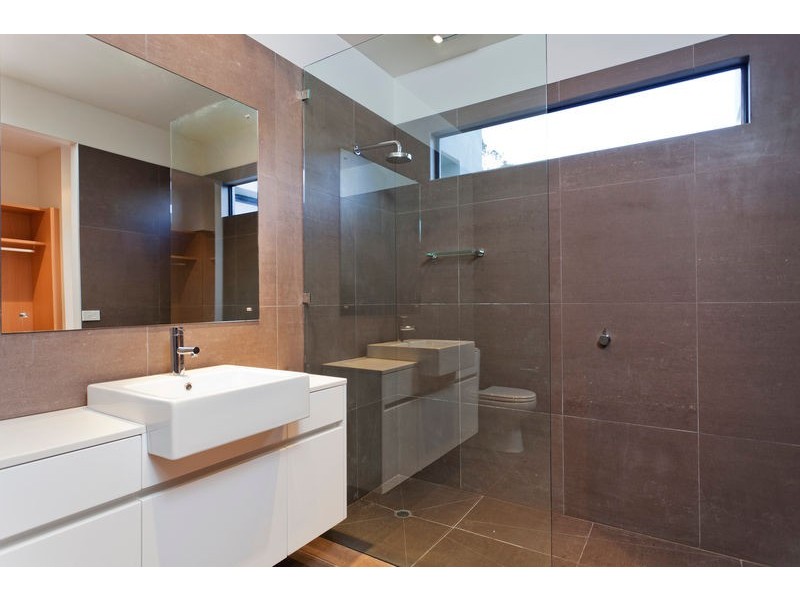 2 The Crest, Kennington VIC 3550