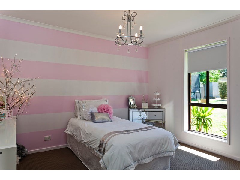 4 Shinda Court, Golden Square VIC 3555
