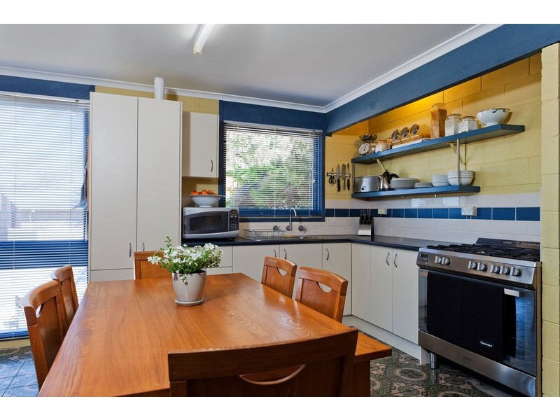 1/10 Richard Drive, Kangaroo Flat VIC 3555