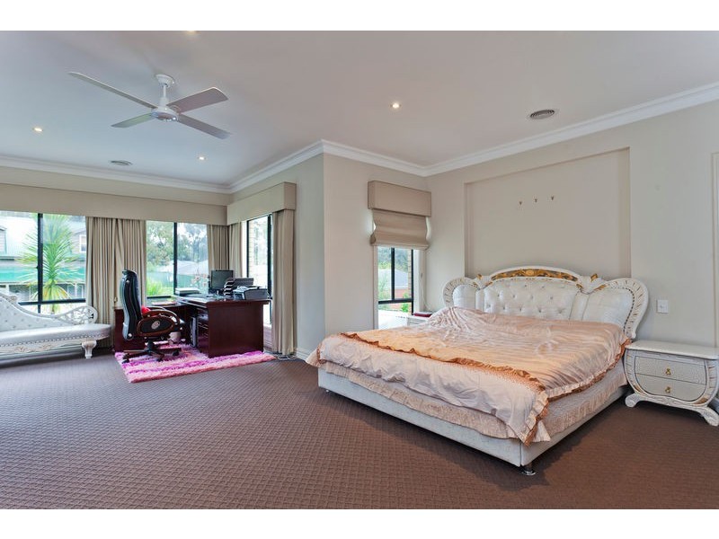 3 Federation Terrace, Kennington VIC 3550