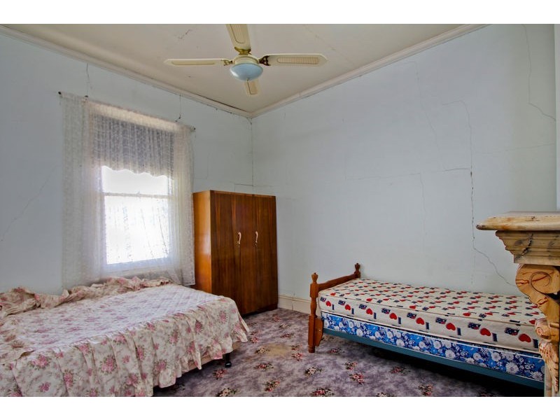 6 Cunneen Street, Long Gully VIC 3550