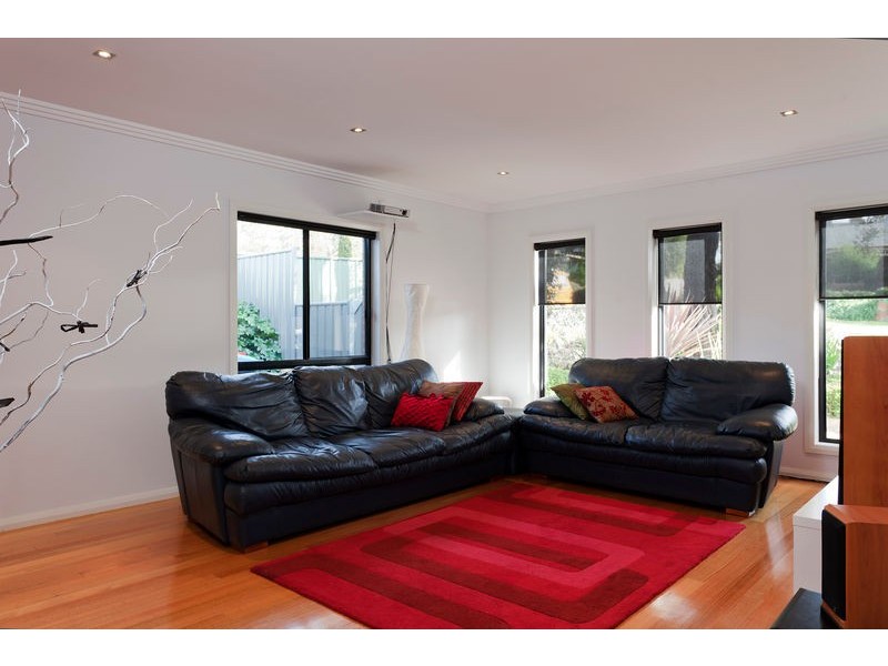99 Mistletoe Street, Golden Square VIC 3555