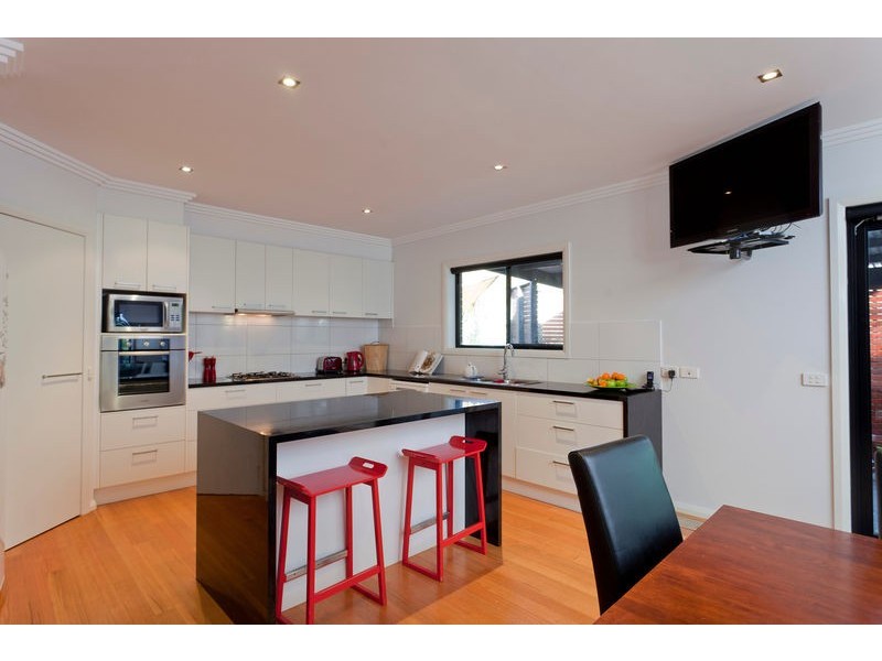 99 Mistletoe Street, Golden Square VIC 3555