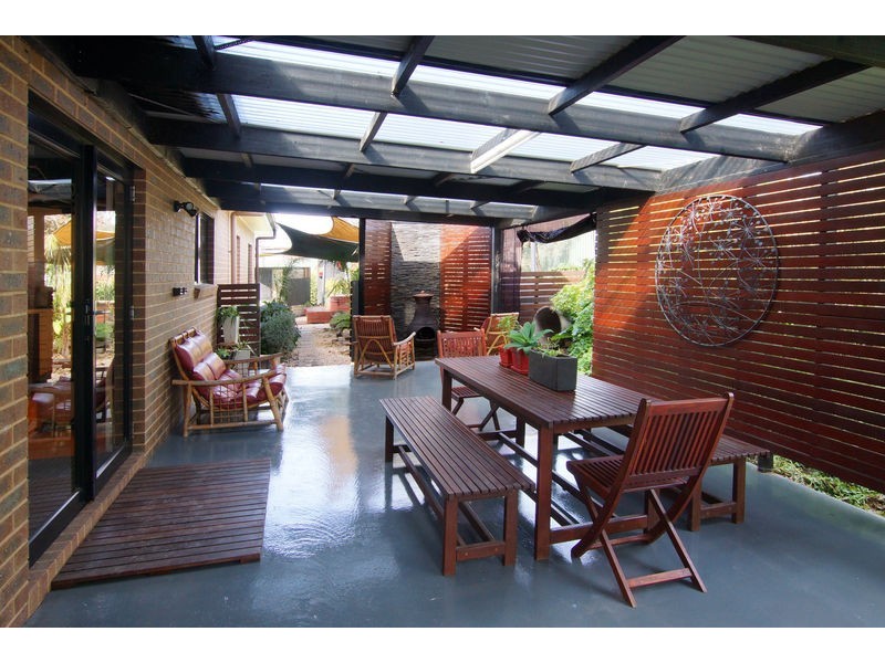 99 Mistletoe Street, Golden Square VIC 3555