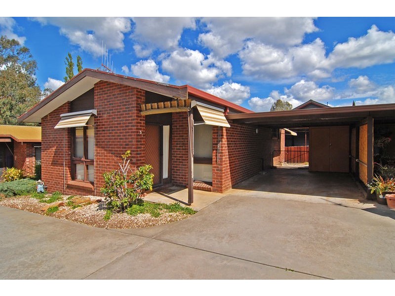 5/127 MacKenzie Street West, Golden Square VIC 3555