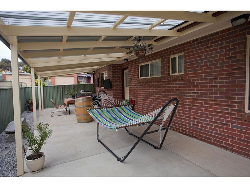 40 Palm Avenue, Spring Gully VIC 3550