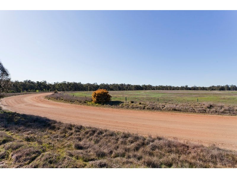 1535 McIvor Highway, Longlea VIC 3551