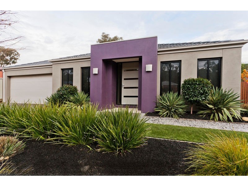 87 Amara Way, Kangaroo Flat VIC 3555