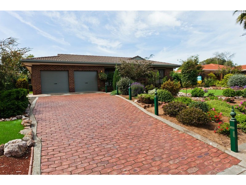 80 Harley Street, Strathdale VIC 3550