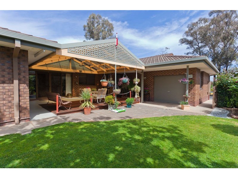 80 Harley Street, Strathdale VIC 3550