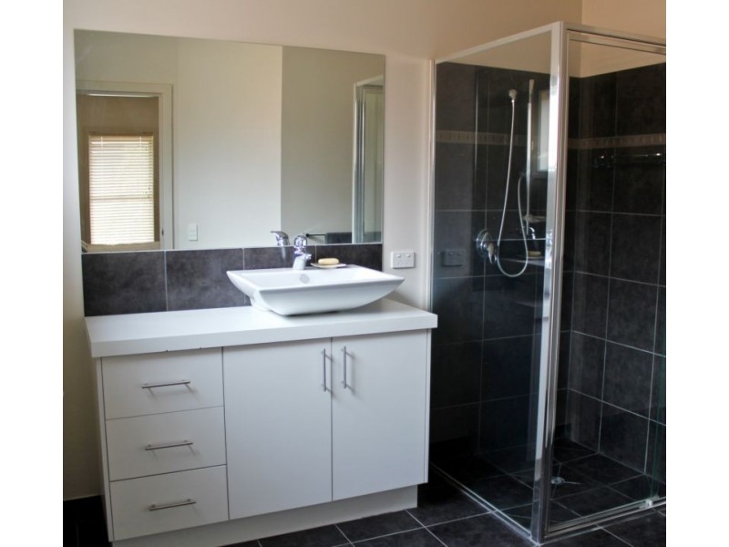15 Bassett Drive, Strathfieldsaye VIC 3551