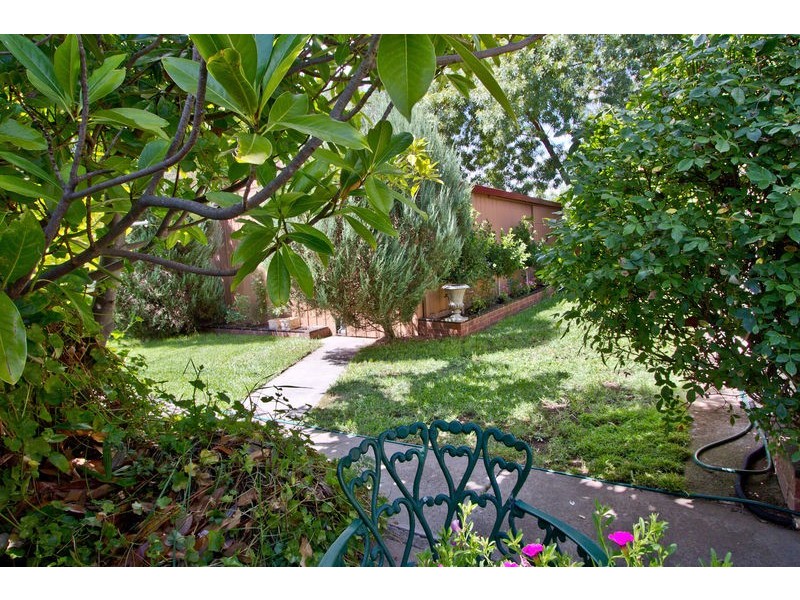 14 Sydenham Avenue, White Hills VIC 3550