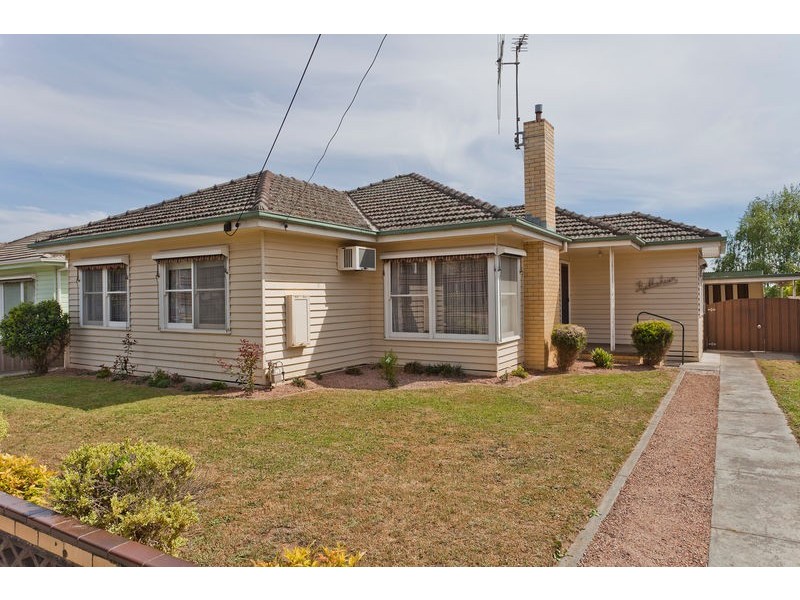 24 Fifth Avenue, White Hills VIC 3550