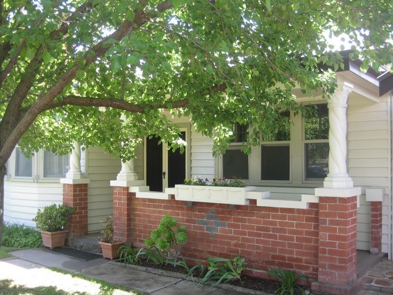 32 Ophir Street, Golden Square VIC 3555