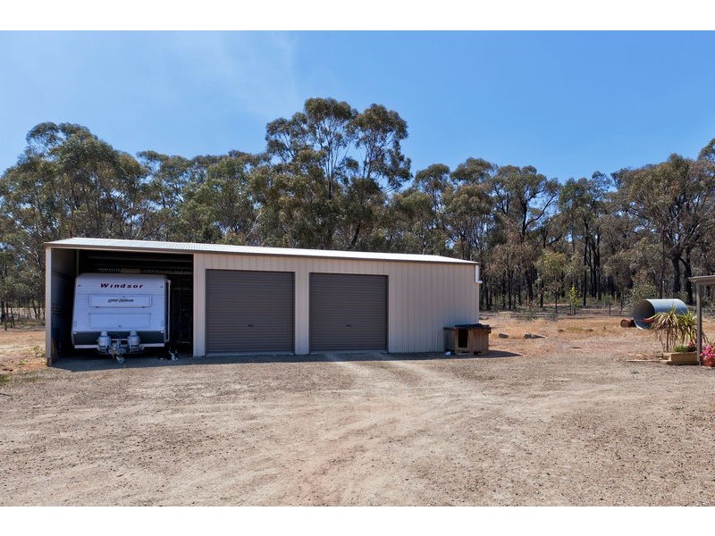 51 Knotts Lane, Junortoun VIC 3551