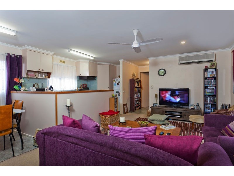 1/4 Marinna Court, Strathdale VIC 3550