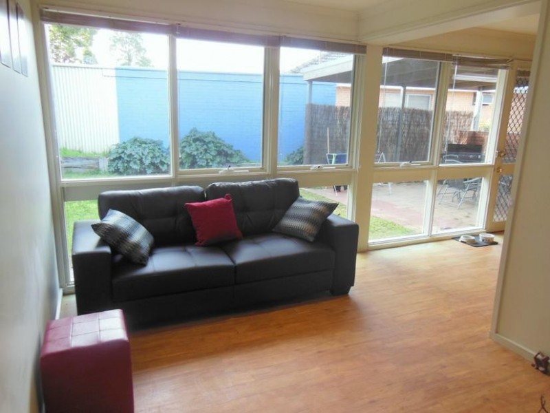 65 Putnam Avenue, Strathdale VIC 3550