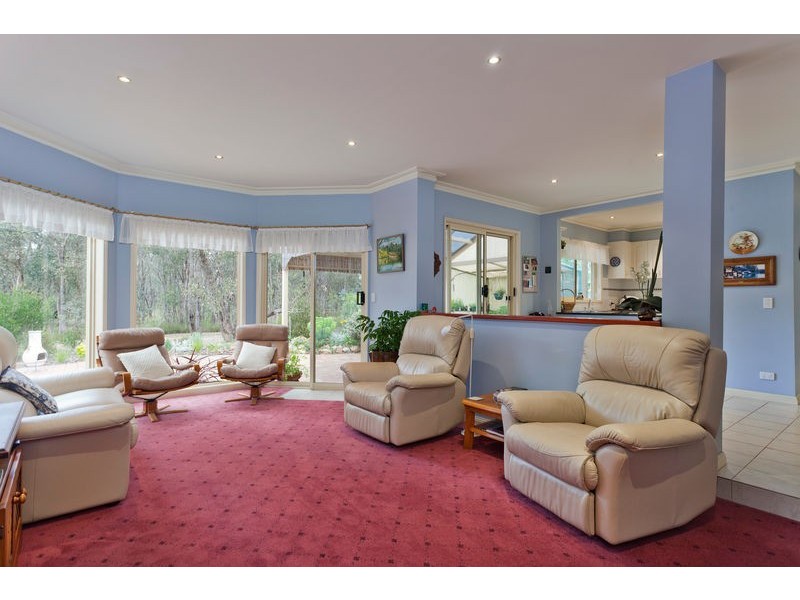 14 Tandarri Road, Junortoun VIC 3551