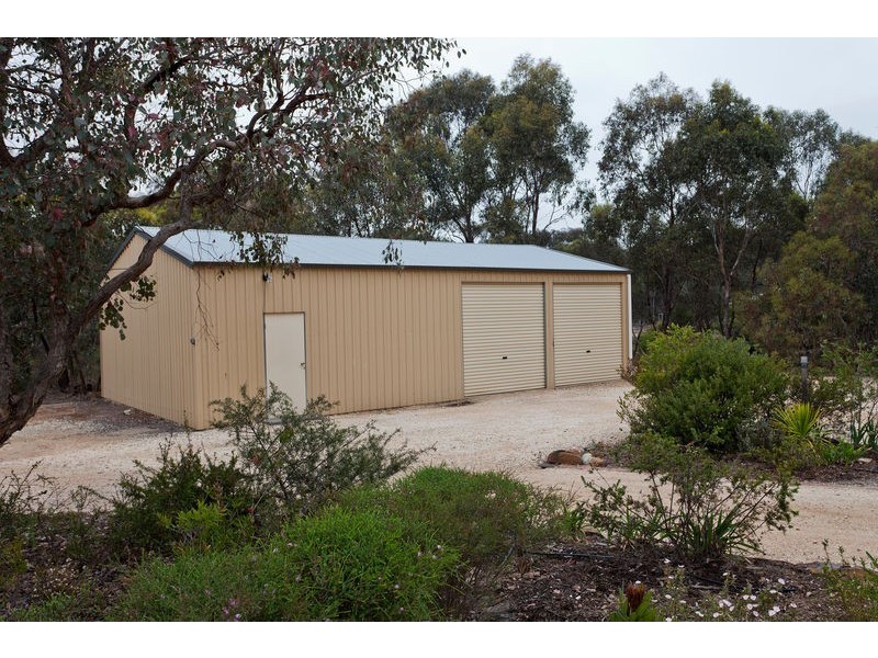 14 Tandarri Road, Junortoun VIC 3551