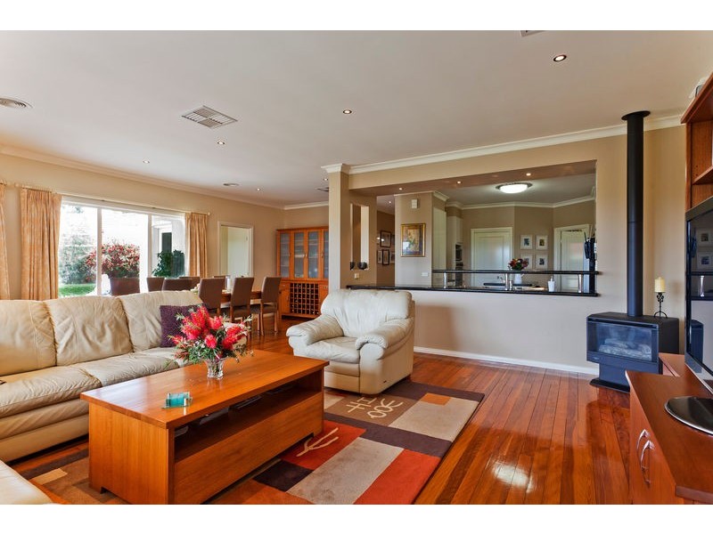 14 Stephens Court, Strathdale VIC 3550