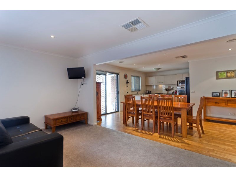 10 Woodlands Drive, Eaglehawk VIC 3556