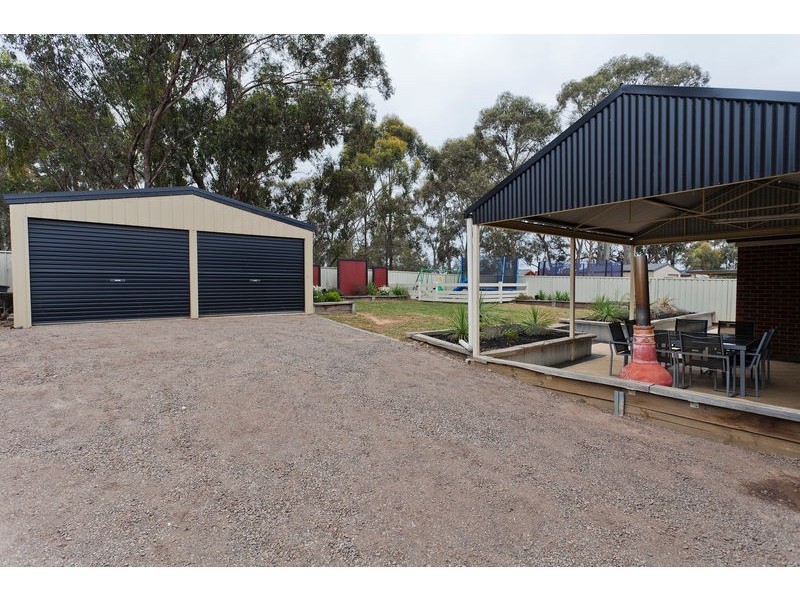 10 Woodlands Drive, Eaglehawk VIC 3556