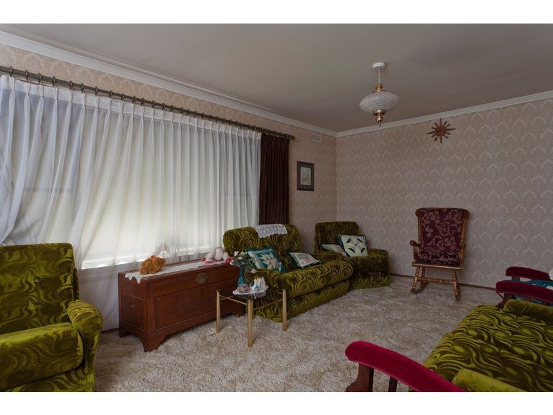 44 St Killians Street, White Hills VIC 3550