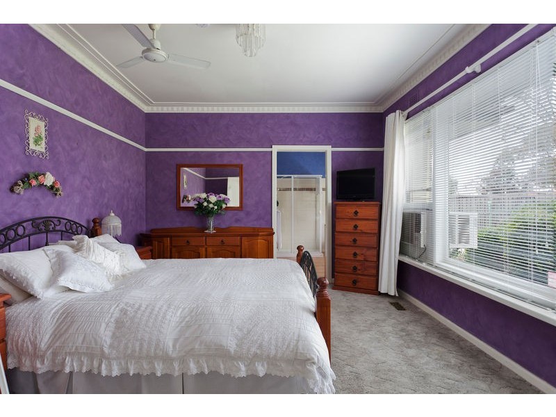 264 High Street, Kangaroo Flat VIC 3555