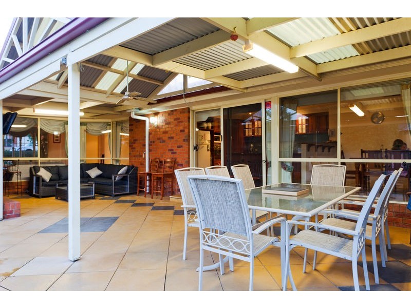 8 Northmoor Drive, Strathdale VIC 3550