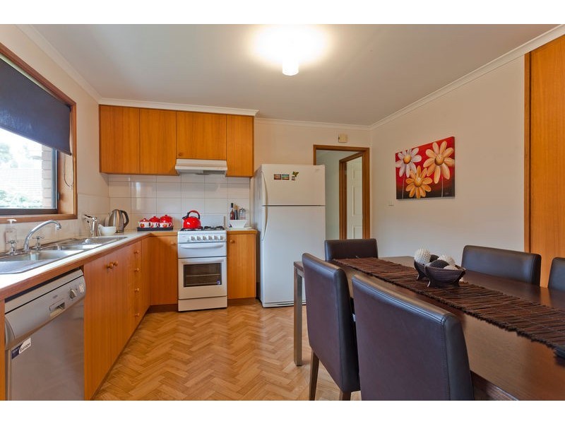 2/1 Jackman Court, East Bendigo VIC 3550