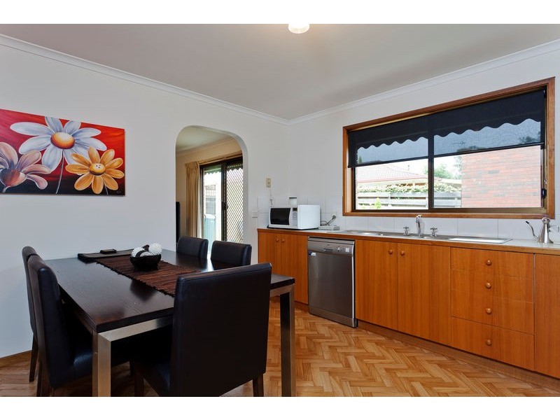 2/1 Jackman Court, East Bendigo VIC 3550