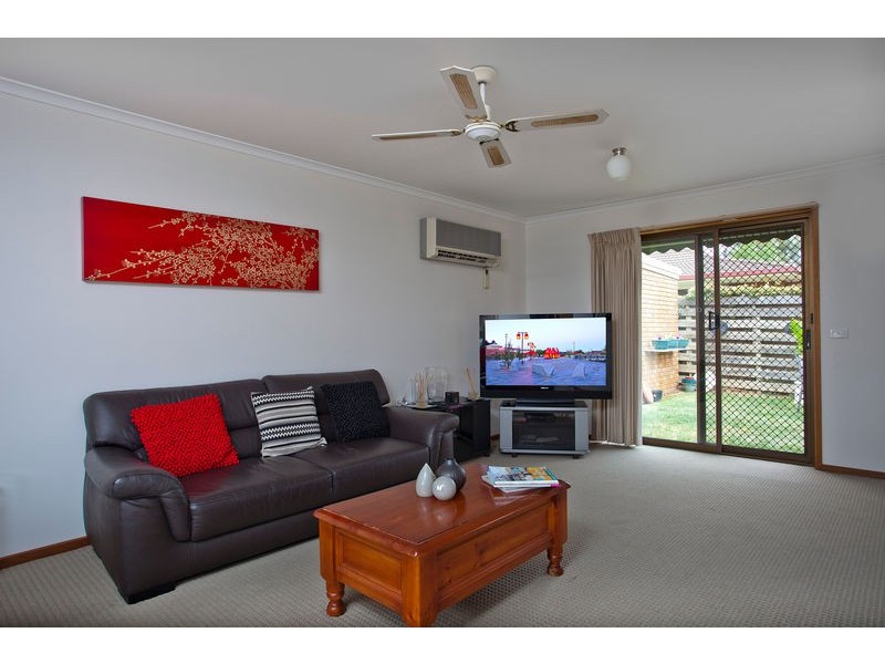2/1 Jackman Court, East Bendigo VIC 3550