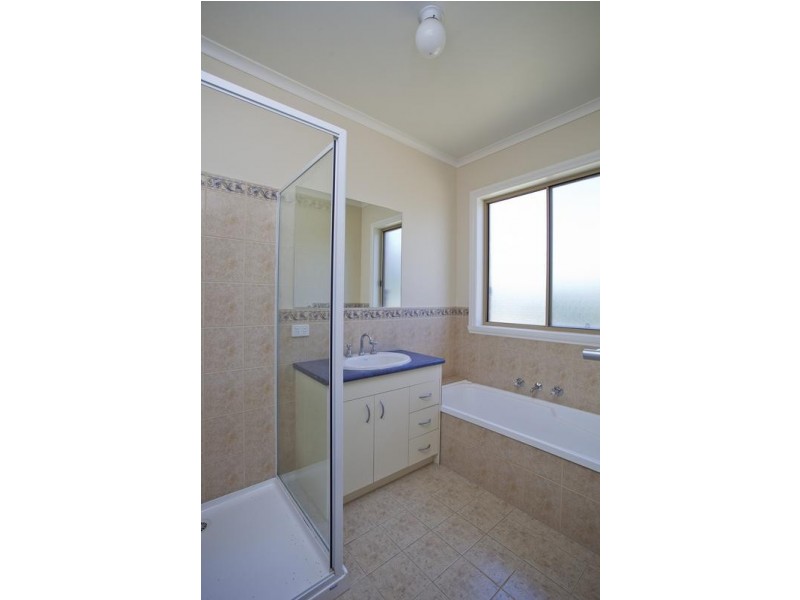 15 Alliance Avenue, California Gully VIC 3556