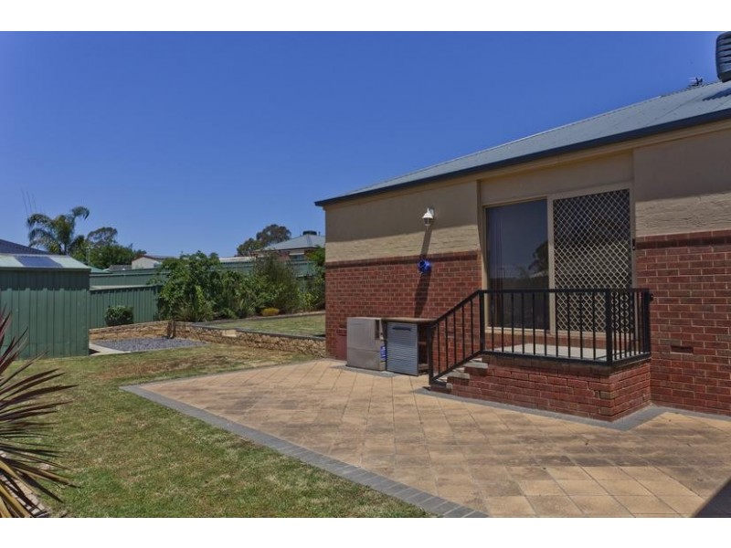 15 Alliance Avenue, California Gully VIC 3556