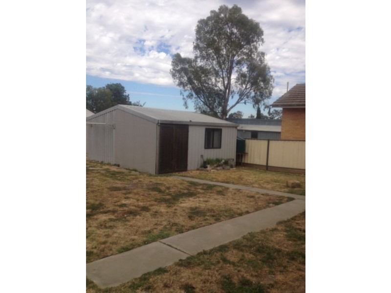 120 St Aidans Road, Kennington VIC 3550