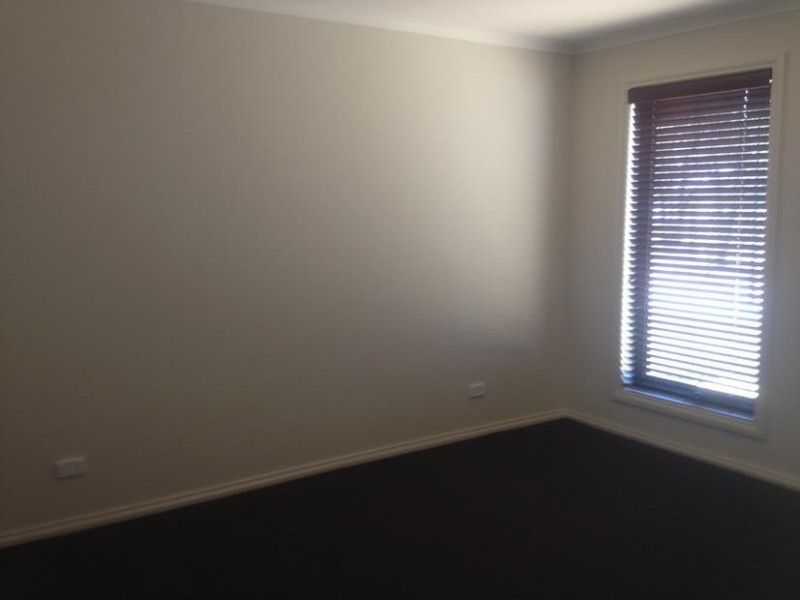 43 Mannagum Drive, Epsom VIC 3551