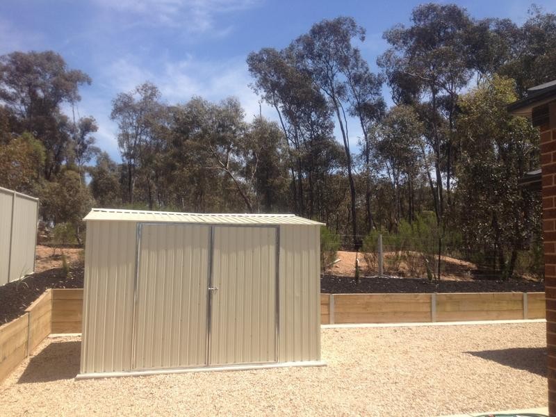 43 Mannagum Drive, Epsom VIC 3551