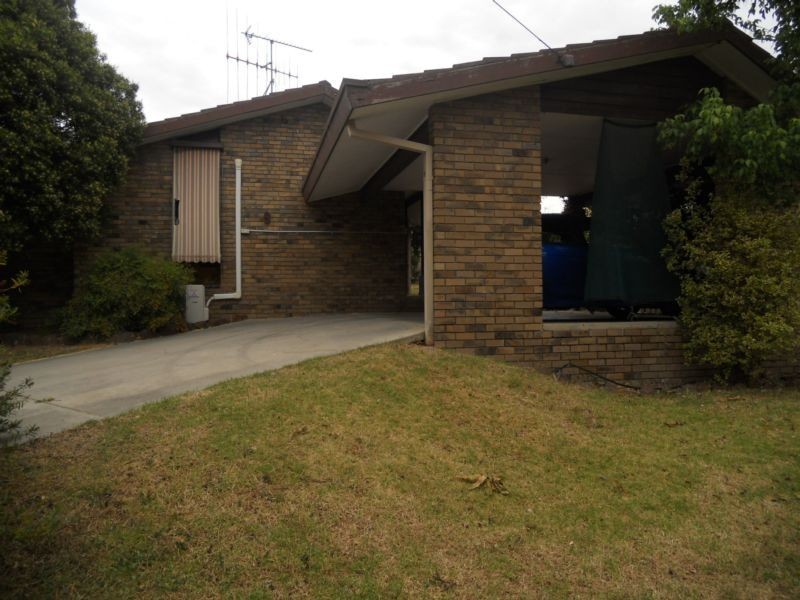 9 Willow Drive, Strathdale VIC 3550