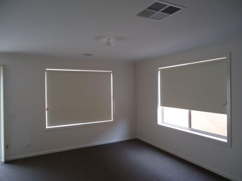 2/6A Barnett Drive, Kangaroo Flat VIC 3555