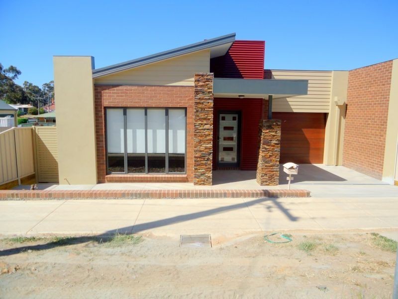 4/28 Lansell Street, Kangaroo Flat VIC 3555