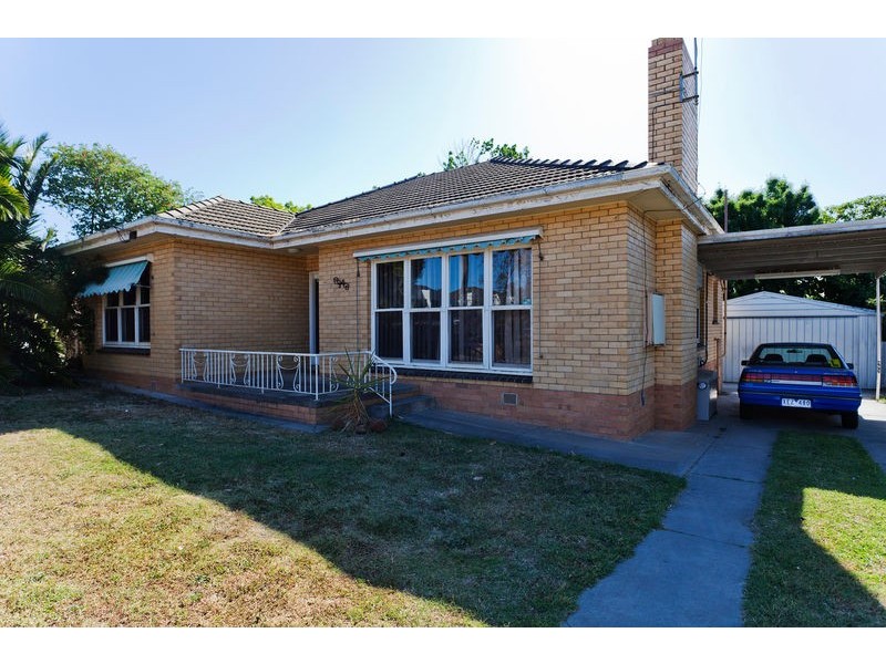 94 Somerville Street, Flora Hill VIC 3550