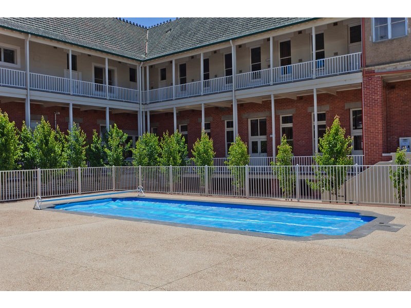 16/190 St Aidans Road, Kennington VIC 3550