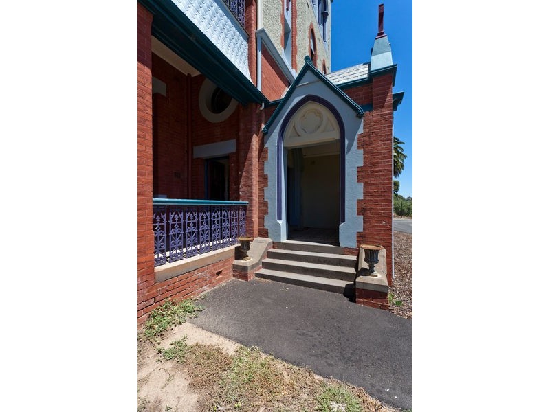 16/190 St Aidans Road, Kennington VIC 3550