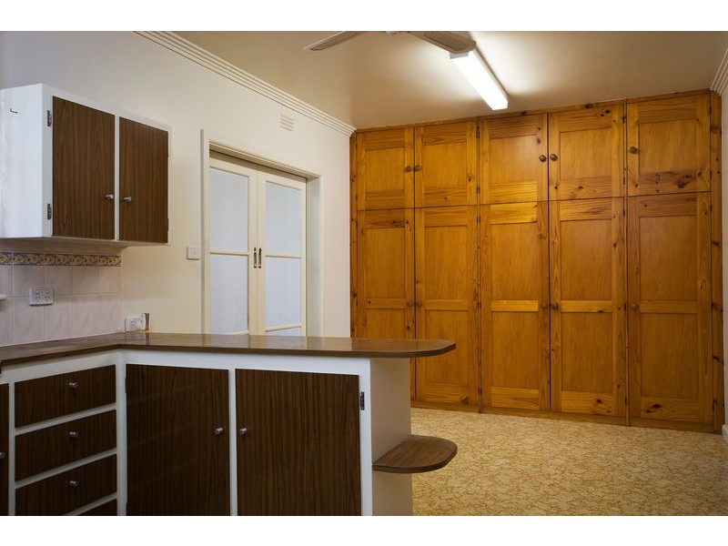 4 Nicholls Court, White Hills VIC 3550