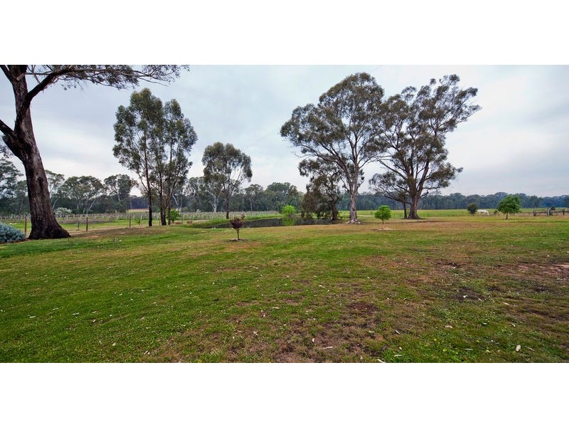 51 Andrews Road, Maiden Gully VIC 3551