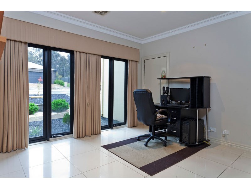 3 Federation Terrace, Strathdale VIC 3550