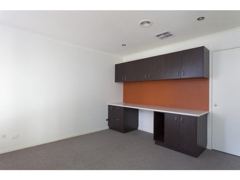 50 Browning Street, Kangaroo Flat VIC 3555