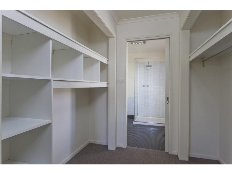 50 Browning Street, Kangaroo Flat VIC 3555